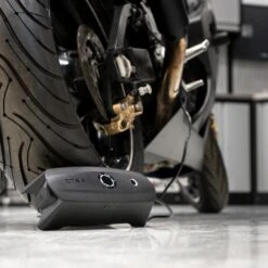 CTEK® - CS FREE™ 12 V Portable Automatic Battery Charger And Maintainer 31 CTEK® - CS FREE™ 12 V Portable Automatic Battery Charger And Maintainer -Auto Lighting Accessories Shop 40 462 14