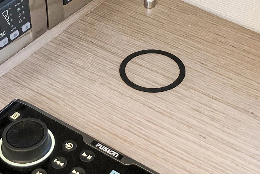 Scanstrut® - ROKK 12/24V Hidden Wireless Charger 13 Scanstrut® - ROKK 12/24V Hidden Wireless Charger - Image 11